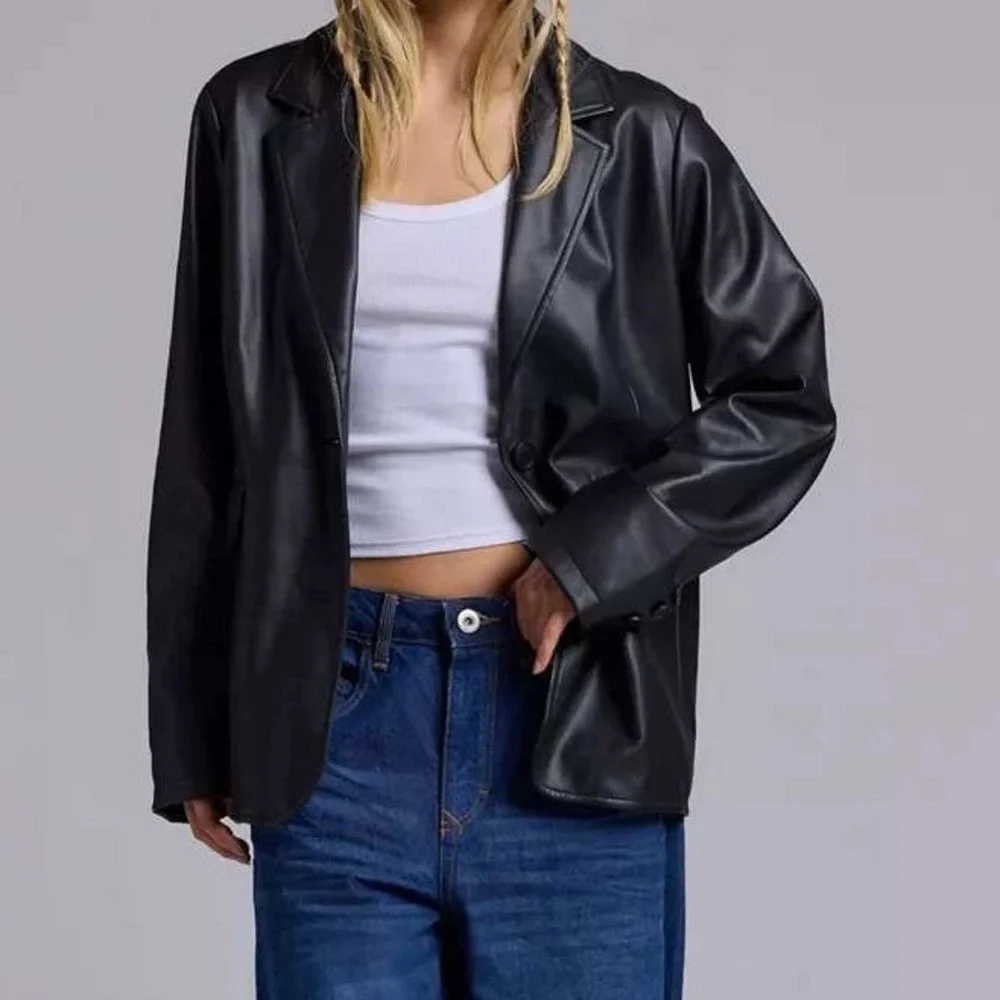 Urban Outfitters Lexi Oversized‎ Faux Leather Blazer Black Jacket Womens Small